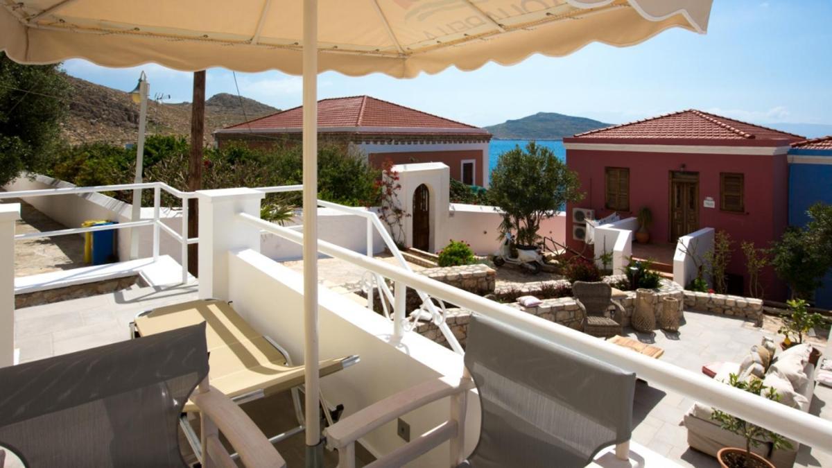 Chic & Modern Apartments With Swim Access Chalki Town Exterior foto