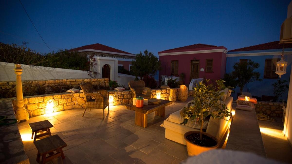 Chic & Modern Apartments With Swim Access Chalki Town Exterior foto