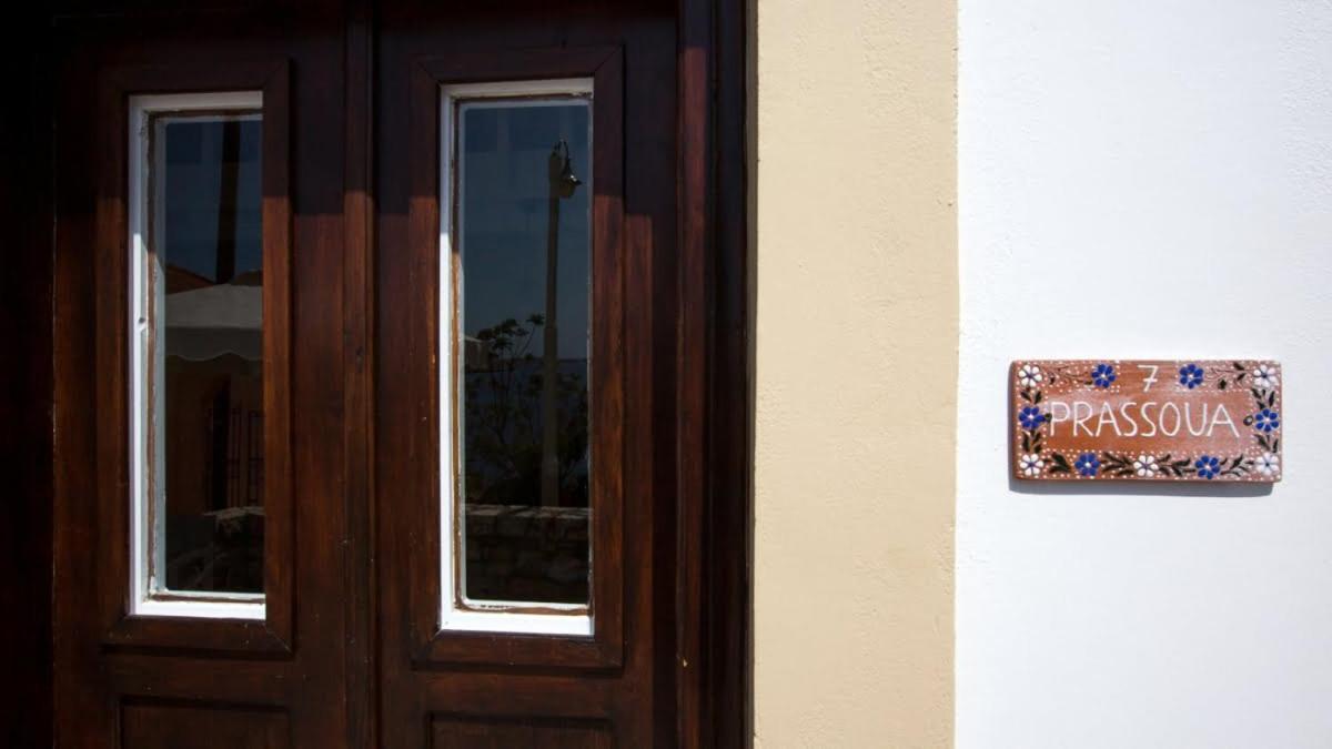 Chic & Modern Apartments With Swim Access Chalki Town Exterior foto